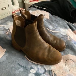 UGG Bonham Leather Ankle Boots Fleece Lined sz 11 womens